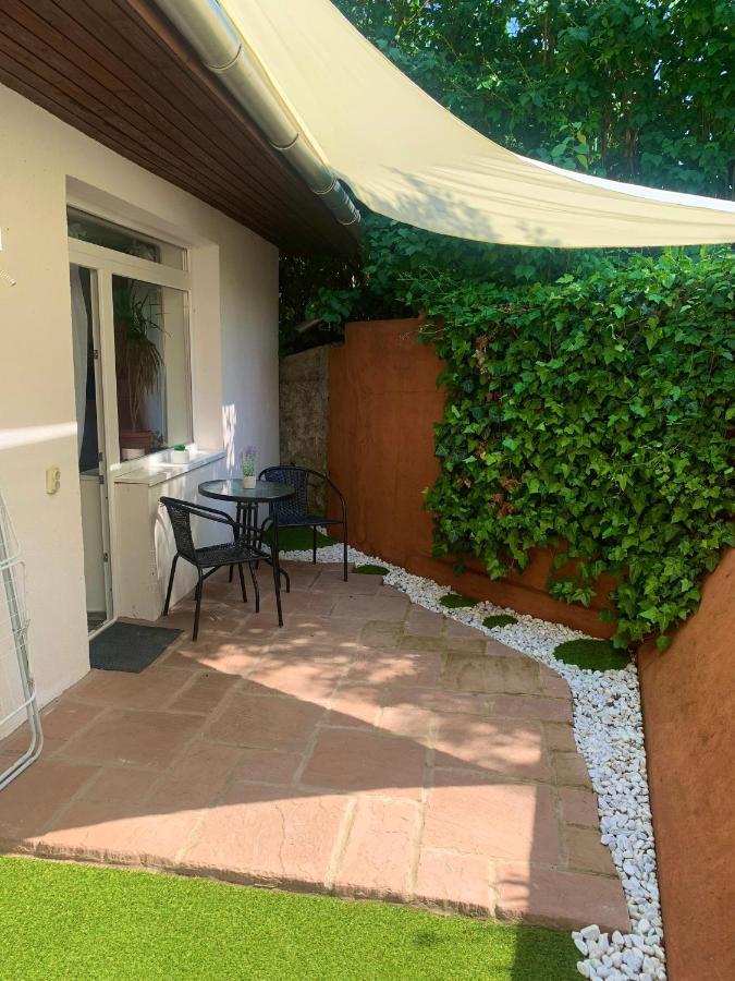 Dorottya Vendeghaz Hotel Mişcolţ Exterior foto
