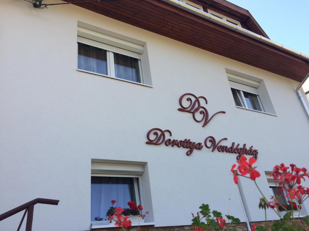 Dorottya Vendeghaz Hotel Mişcolţ Exterior foto