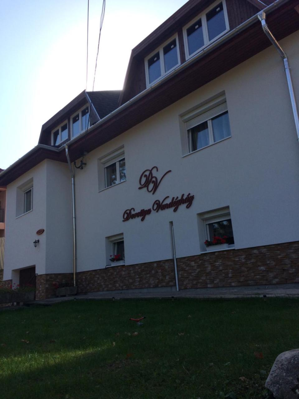 Dorottya Vendeghaz Hotel Mişcolţ Exterior foto